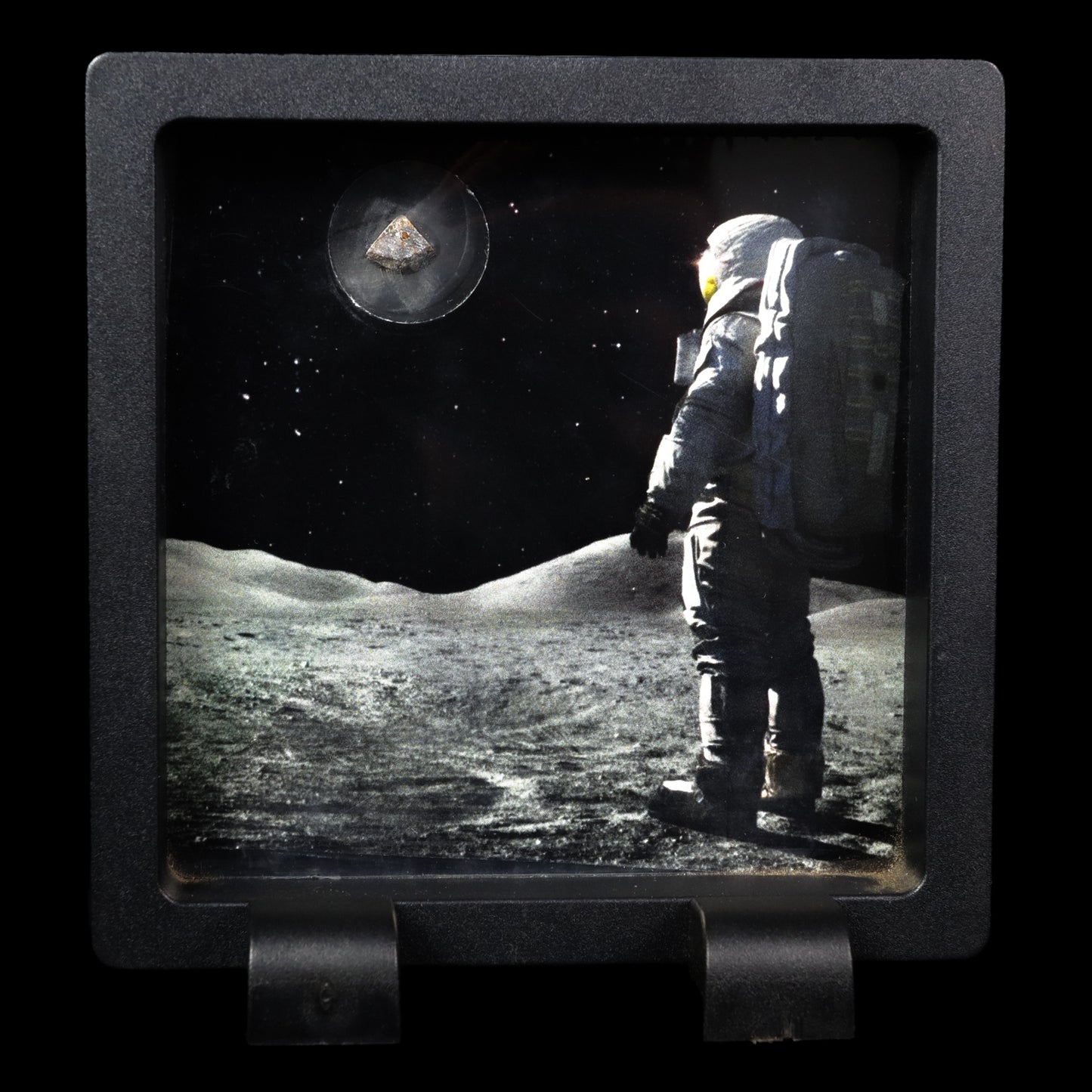 Lunar Meteorite Specimen  # G 0260