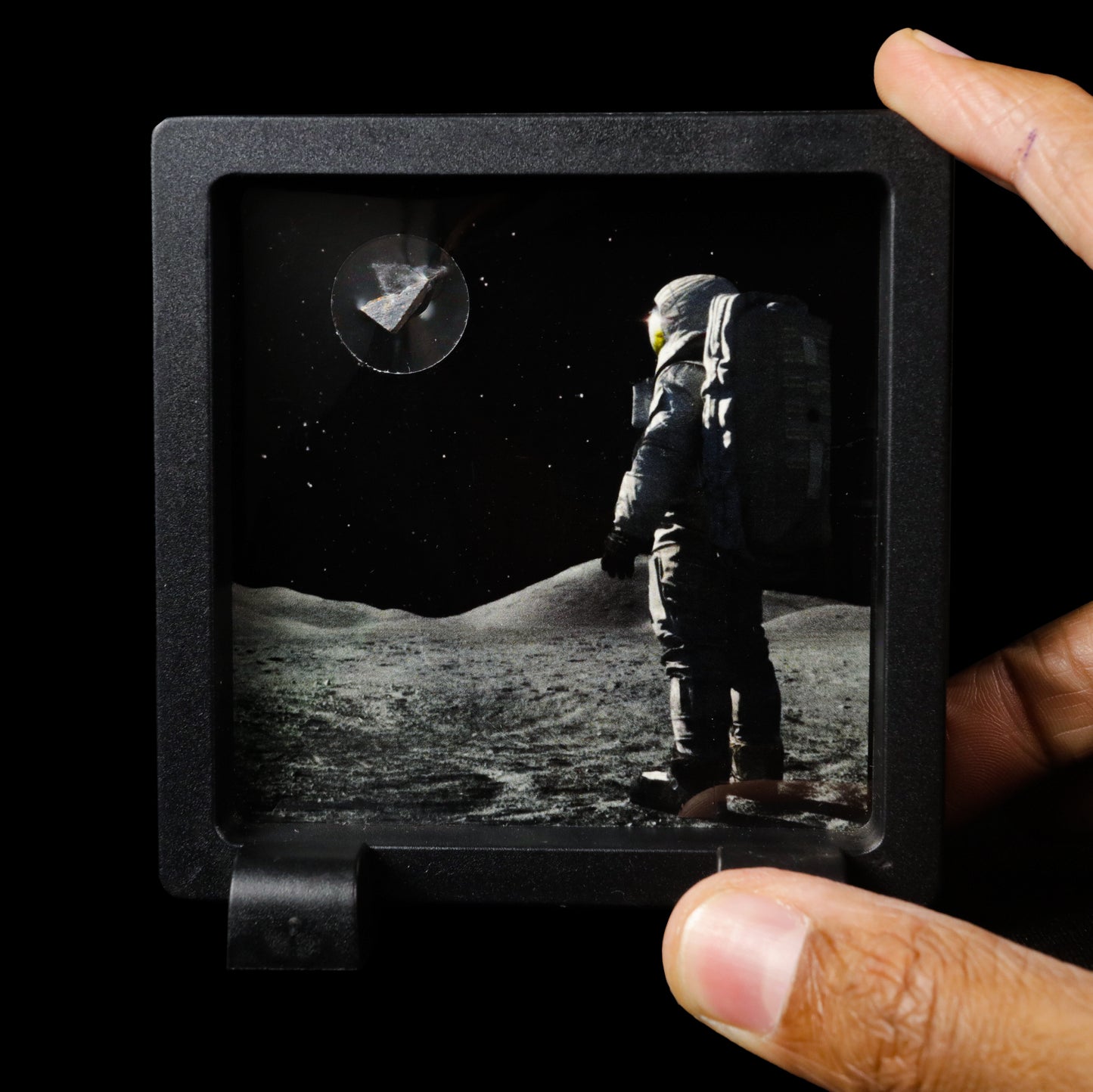 Lunar Meteorite Specimen  # G 0262