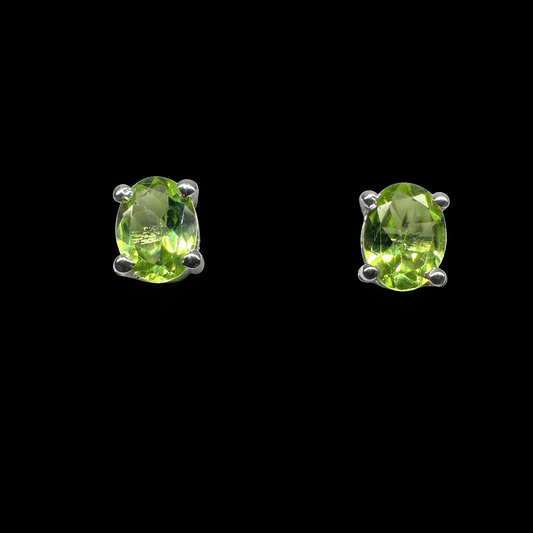 Peridot Silver Base Earings