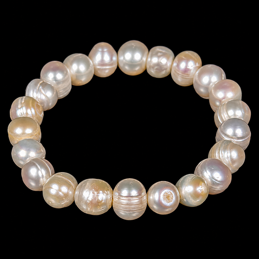 Pearls Bracelet.