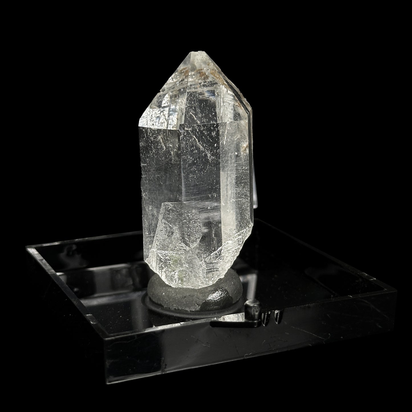 Clear Quartz Natural Minaral Specimen G #0453