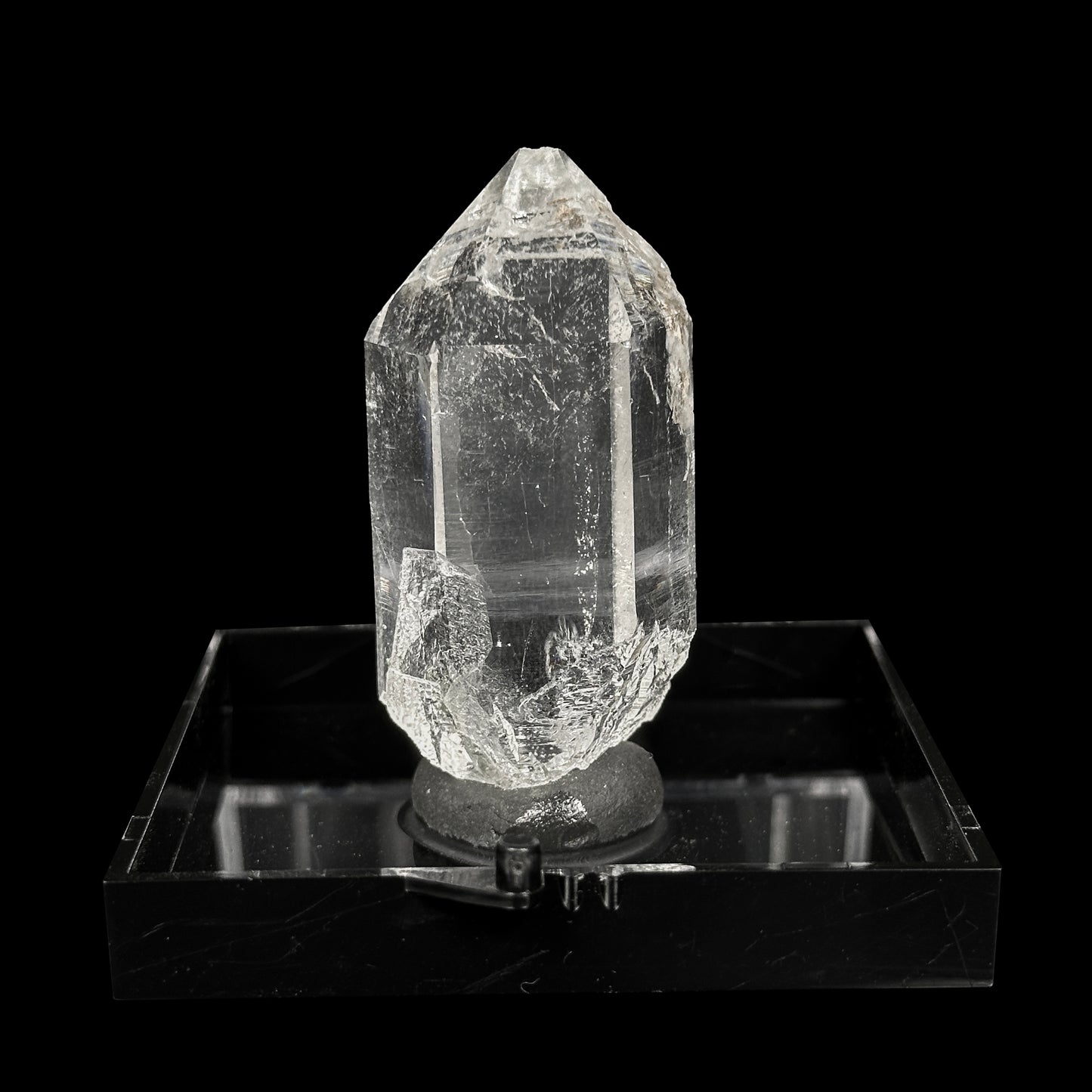 Clear Quartz Natural Minaral Specimen G #0453
