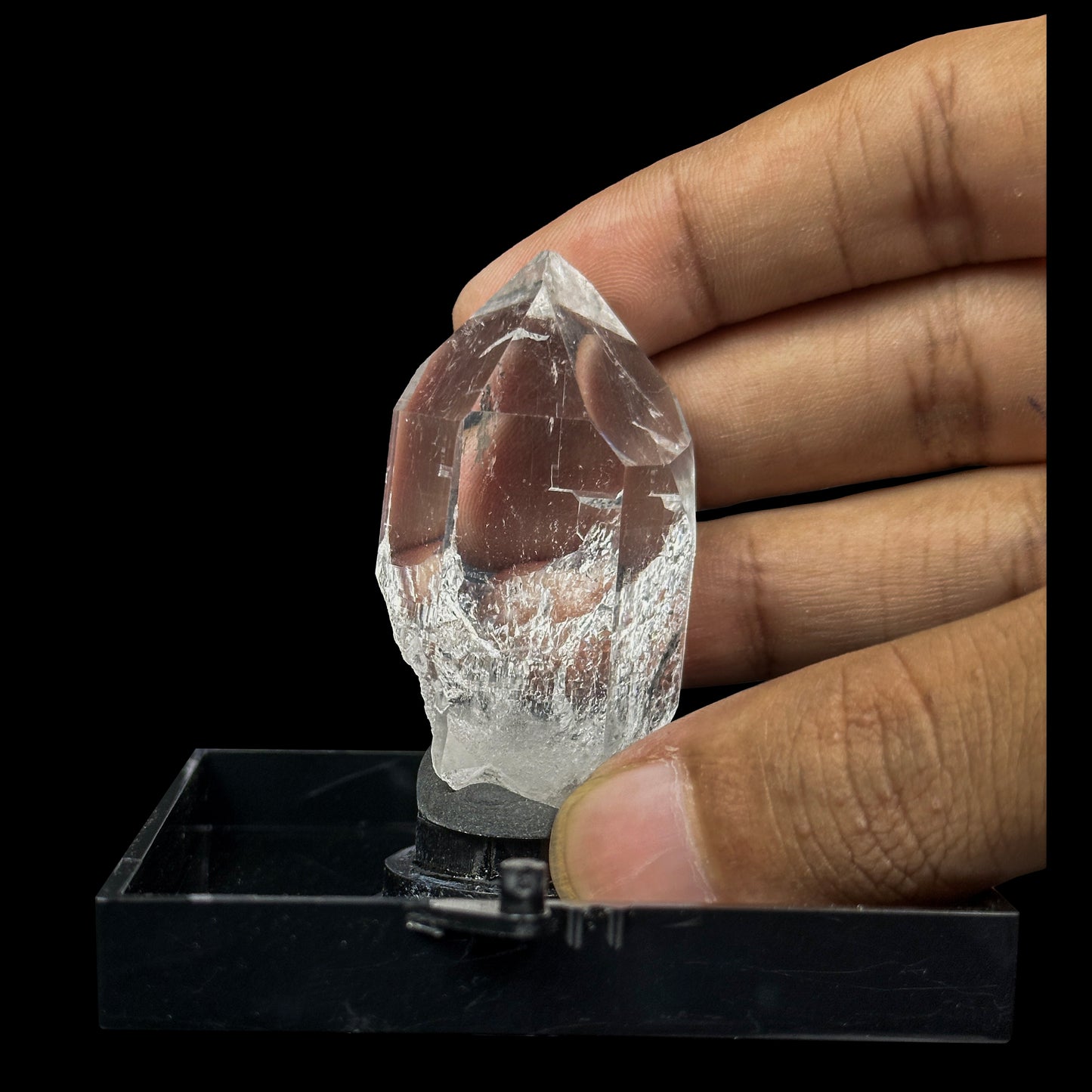 Clear Quartz Natural Minaral Specimen G #0471