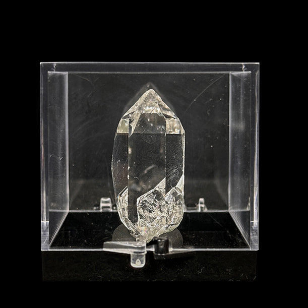 Clear Quartz Natural Minaral Specimen G #0503