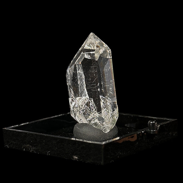 Clear Quartz Natural Minaral Specimen G #0503