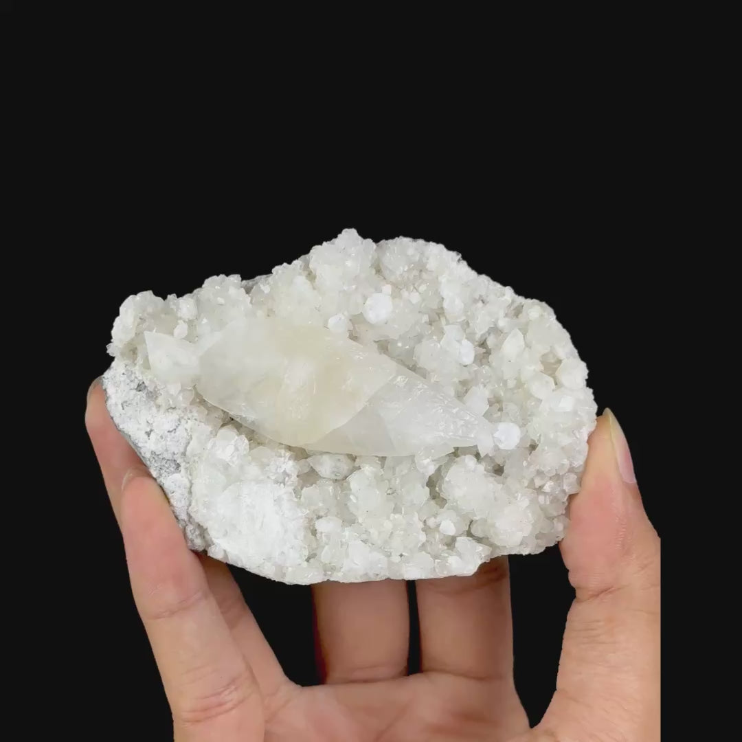 Calcite (UV Reactive) Natural Minaral Specimen G #0631